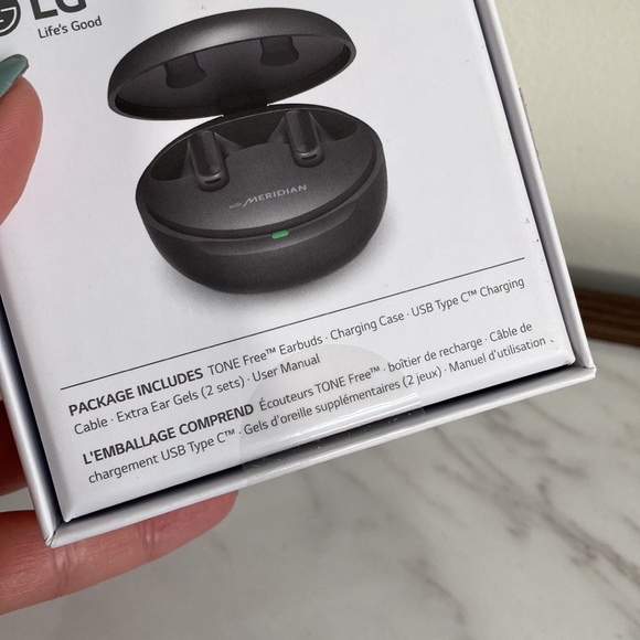 (SOLD) LG TONE Free FP5 (Noise-Cancelling Earbuds) - Picture 4 of 6